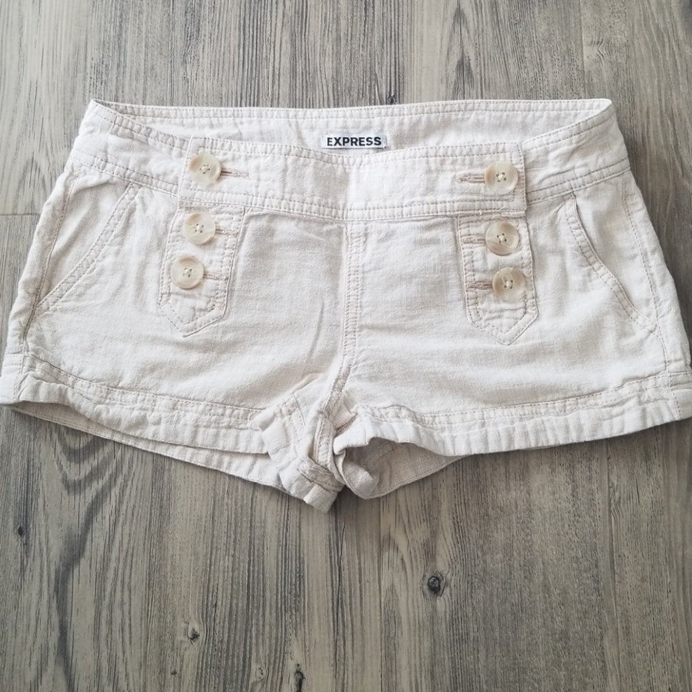 Express Shorts